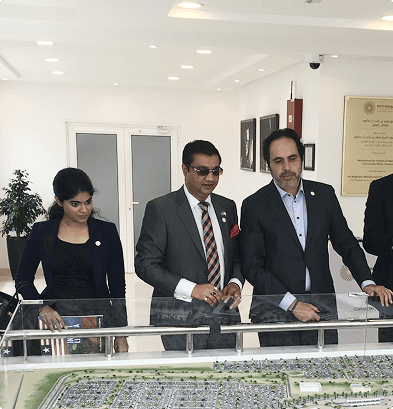 Arun Panchariya viewing an infrastructure model